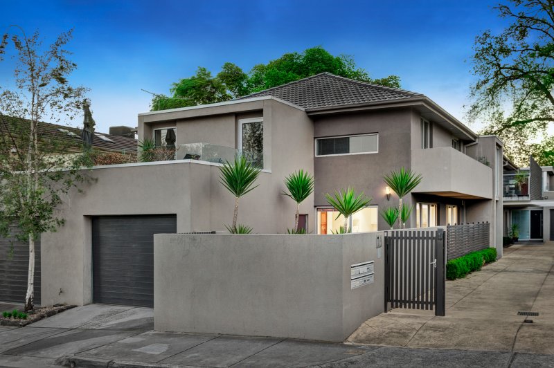 1/9 Peel Street, Kew, VIC 3101 House for Sale