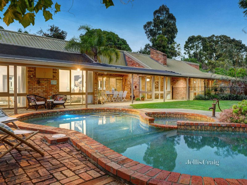 19 Rosehill Road