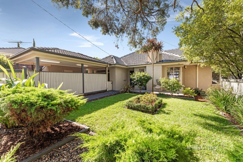 1/9 Sunray Avenue, Cheltenham, VIC 3192 House for Sale