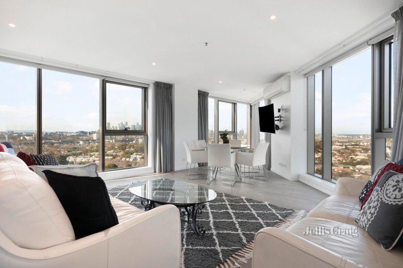 Curated visual reference: Visual Reference: 1901 1 Ascot Vale Road Flemington Vic 3031