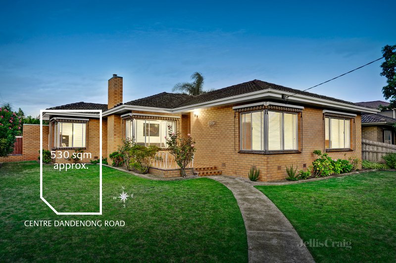 195 Centre Dandenong Road, Cheltenham, VIC 3192 House for Sale