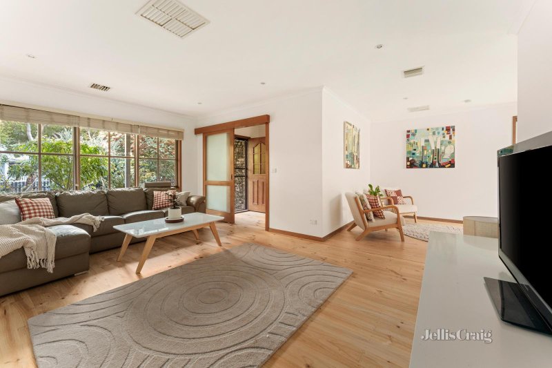 2 Ozone Avenue, Beaumaris, VIC 3193 Townhouse for Sale