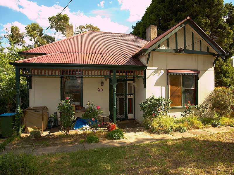 20 Mount Dandenong Road, Ringwood East, VIC 3135 House for Sale