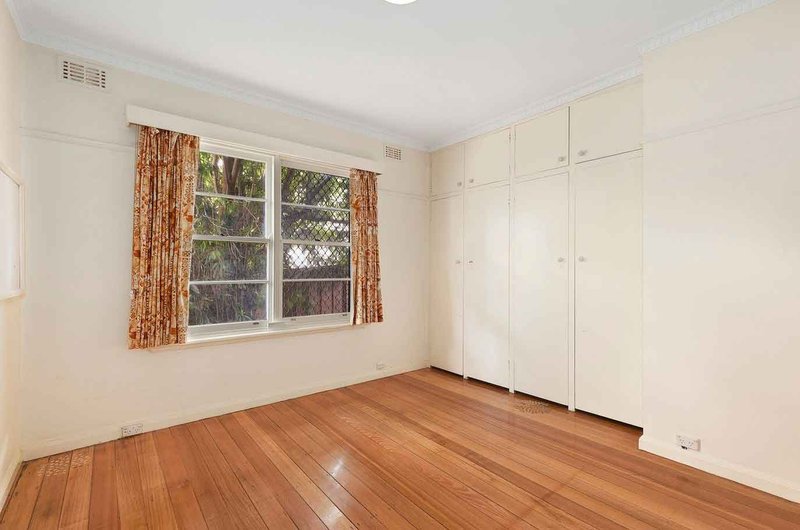 20 OAK Street, Surrey Hills