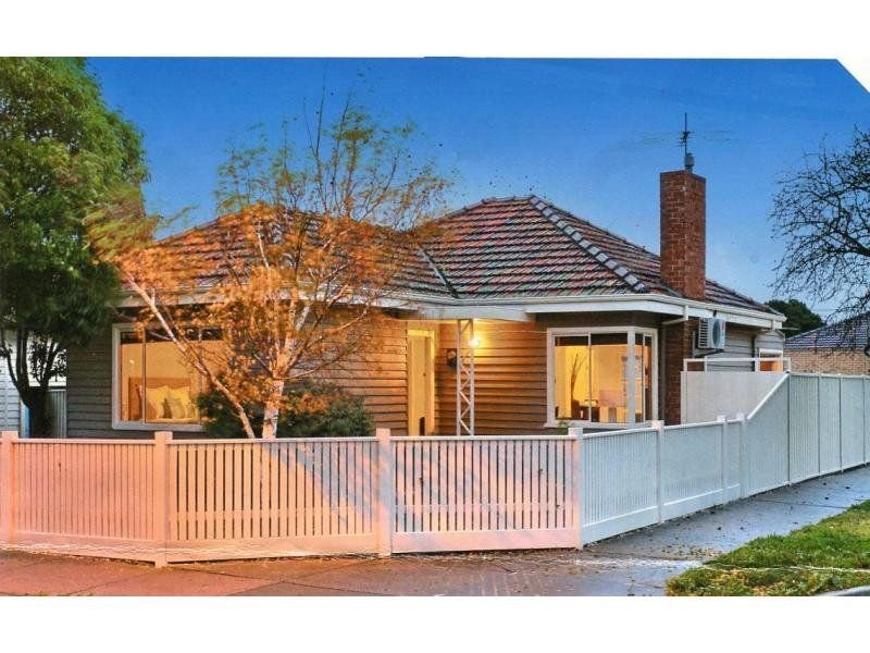 200 Roberts Street, Yarraville, VIC 3013 House for Sale