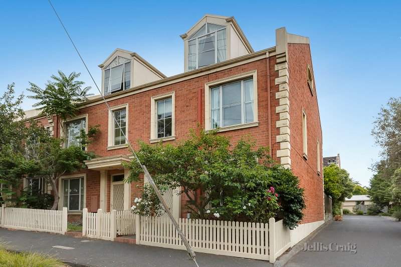 203 Roseneath Street, Clifton Hill, VIC 3068 Townhouse for Sale