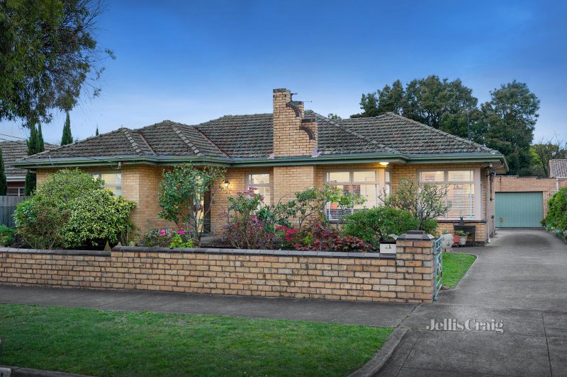 21 Chauvel Street, Bentleigh East, VIC 3165 House for Sale