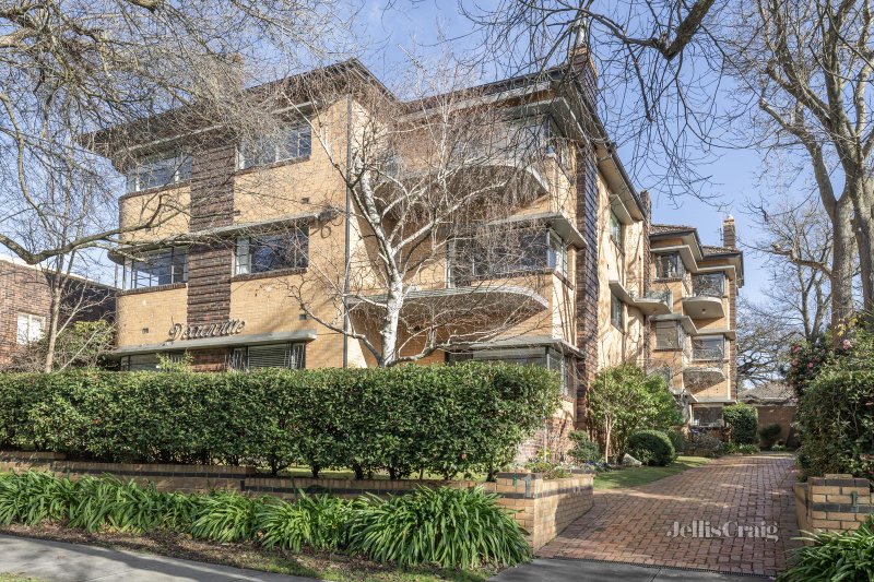 2/1 Lansell Road, Toorak, VIC 3142 Apartment for Sale