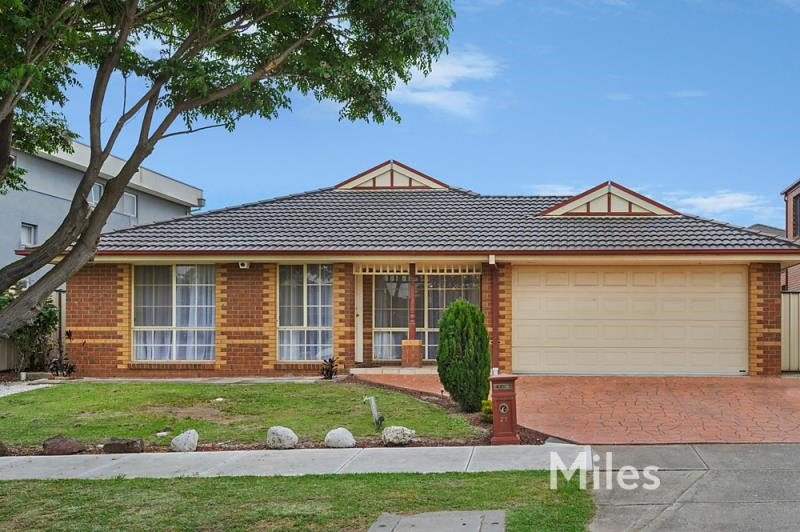 21 Waterlily Drive, Epping - 4 bed, 2 bath House for Lease