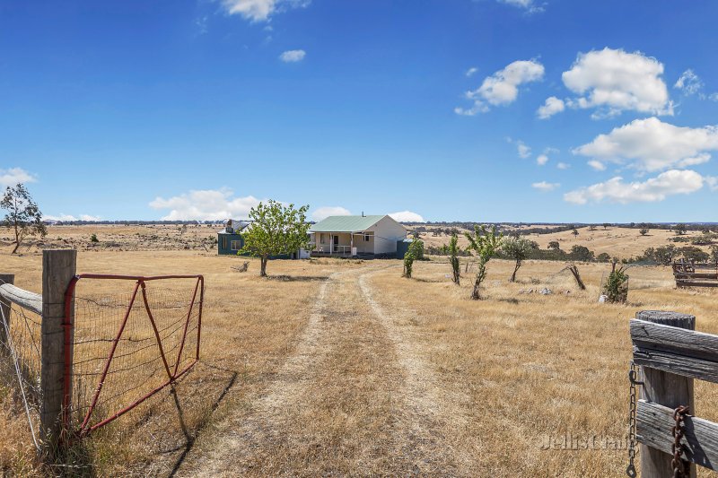 2106 Heathcote Redesdale Road, Redesdale, VIC 3444 House for Sale