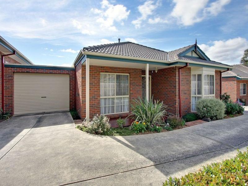 2/11 Norman Road, Croydon, VIC 3136 Unit for Sale