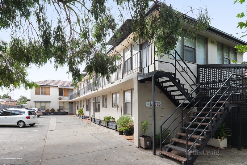 2/111113 Gillies Street, Fairfield, VIC 3078 Apartment for Sale