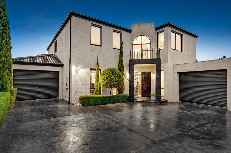 2/15 Arbroath Road, Wantirna South, VIC 3152 House for Sale