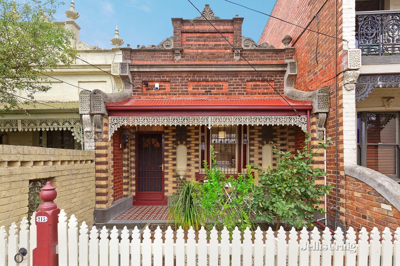 215 Glenlyon Road