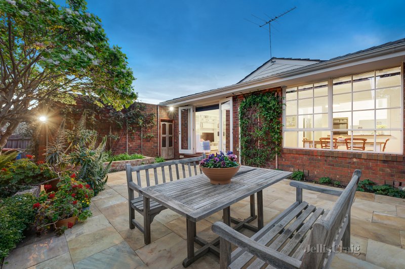 2/20 Hamilton Street