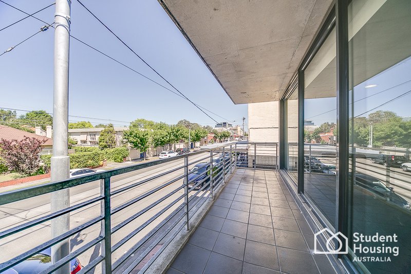 220/141 Waverley Road, Malvern East