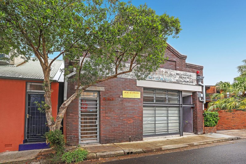 2/23 Egan Street, Newtown NSW 2042