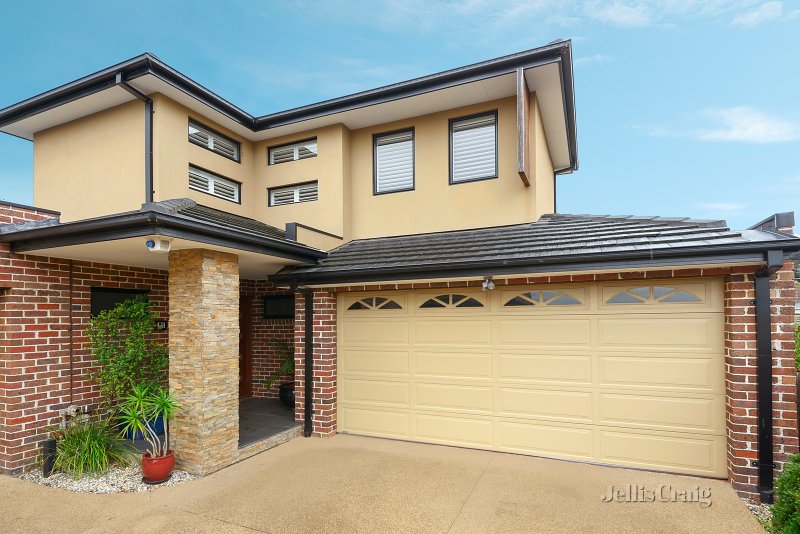 2/26 Joyce Avenue, Oakleigh South, VIC 3167 Townhouse for Sale