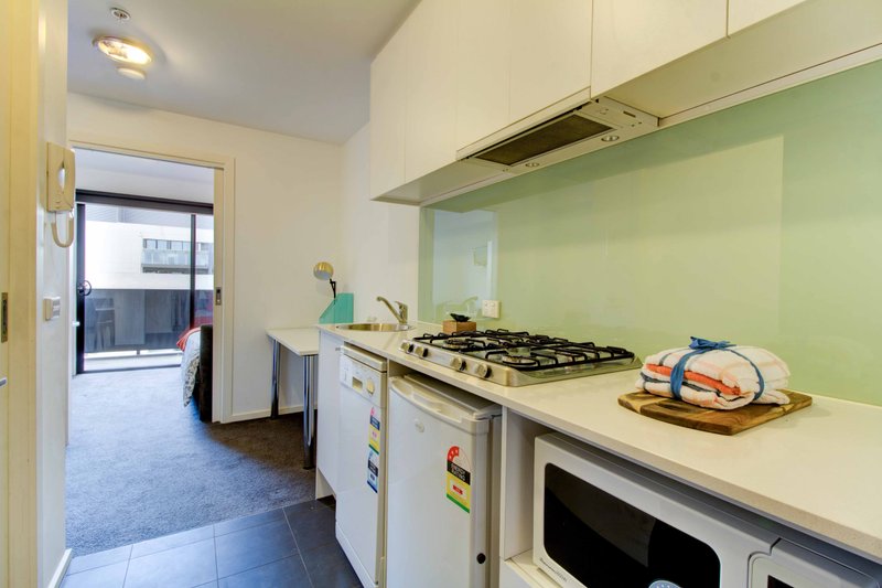 228/484 Elgar Road, Box Hill