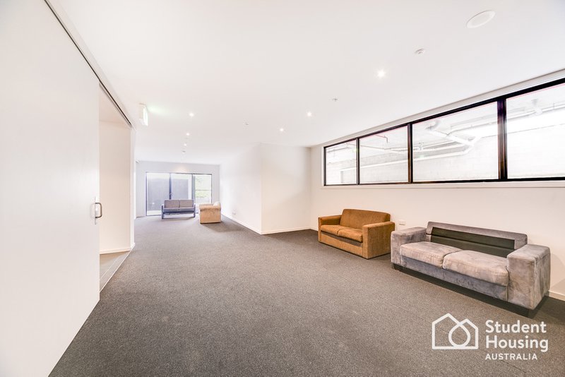 228/484 Elgar Road, Box Hill