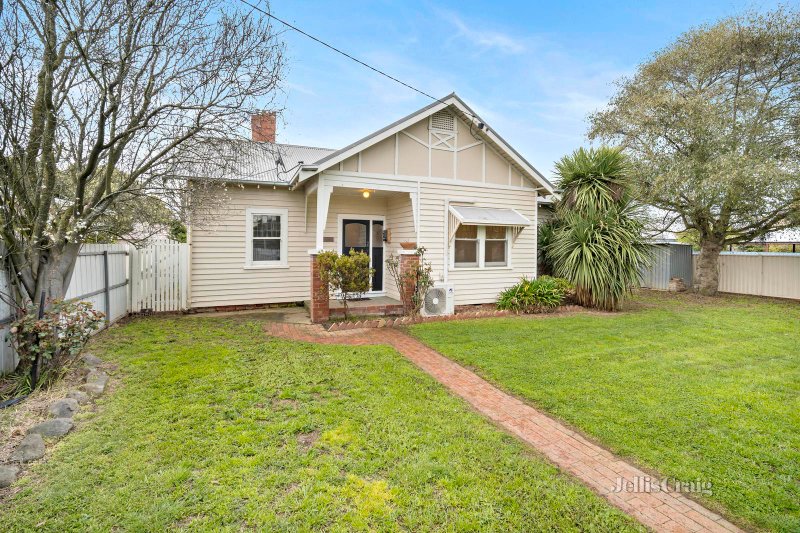 229 Dowling Street, Wendouree, VIC 3355 House for Sale
