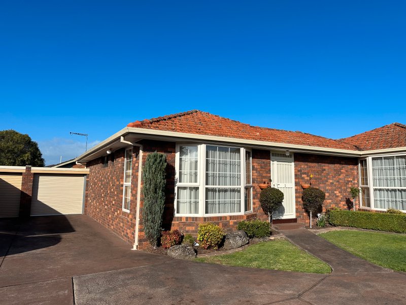 2/321 Jells Road Wheelers Hill - Image1