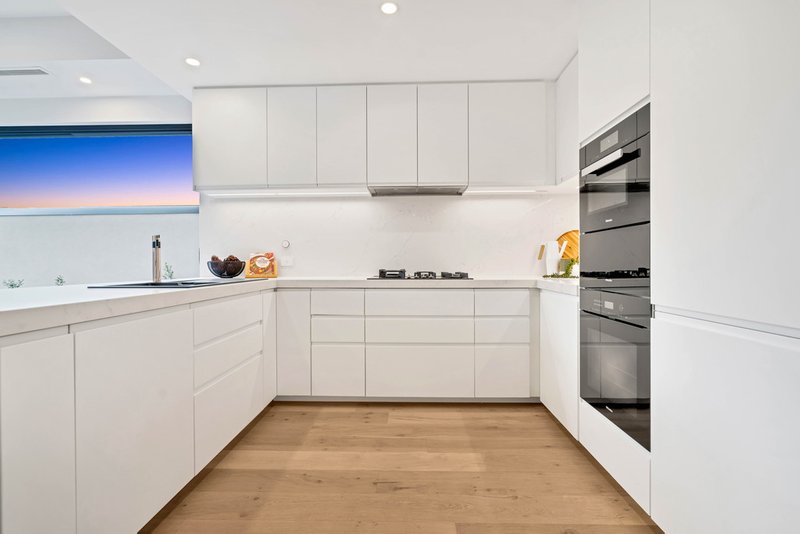 2/367 Balwyn Road, Balwyn North