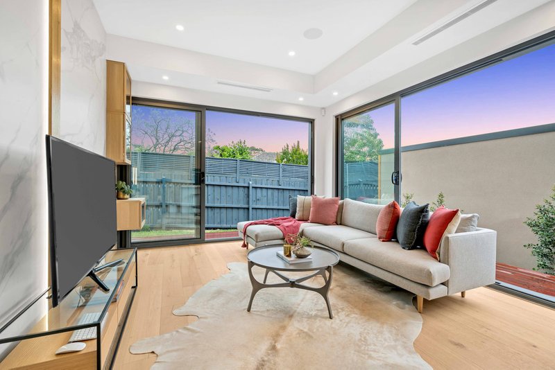 2/367 Balwyn Road, Balwyn North