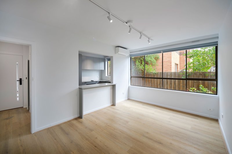 2/374 Brunswick Road, Brunswick West, VIC, 3055