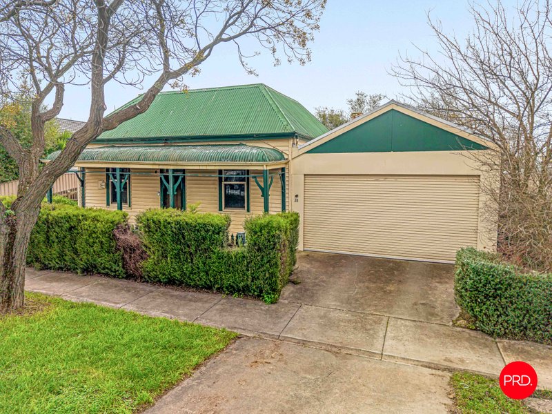 GOLDEN SQUARE property image