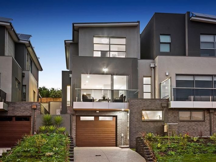 247 Street, Strathmore, VIC 3041 Townhouse for Sale