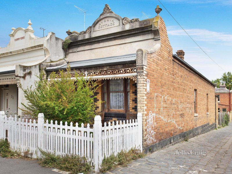 25 Benjamin Street