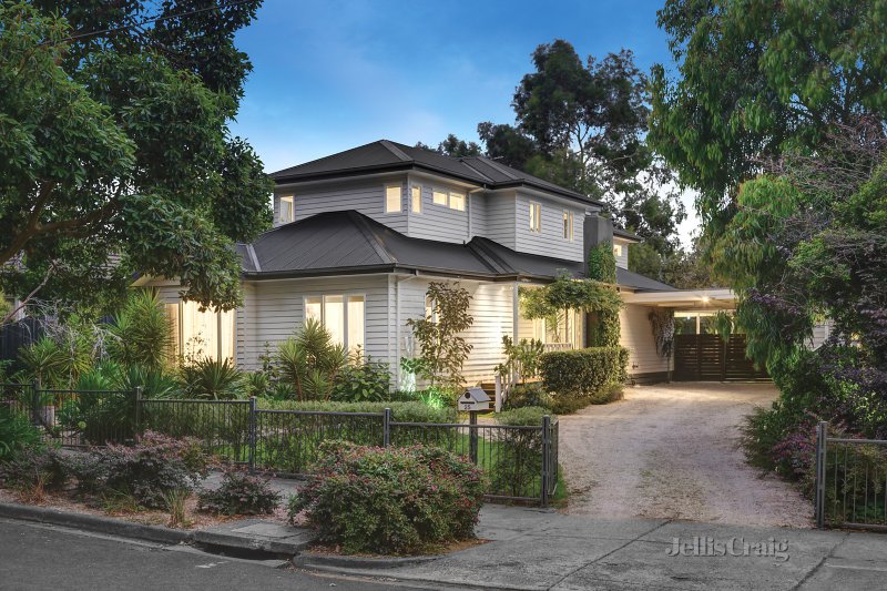 25 Combarton Street