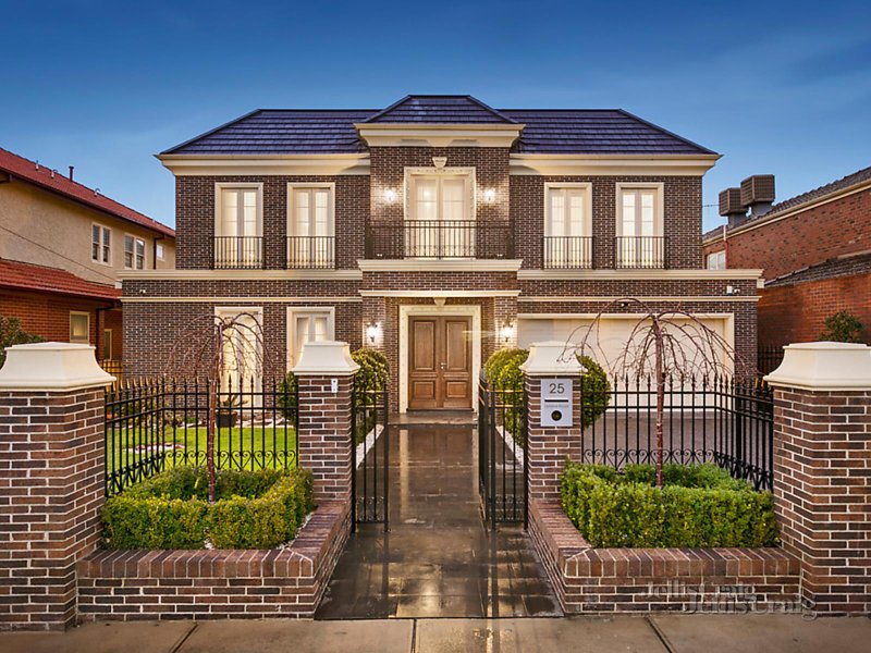 25 Upland Road