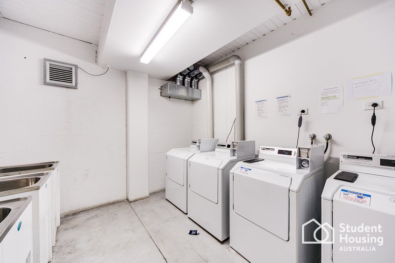 25/14 Spring Street, Box Hill