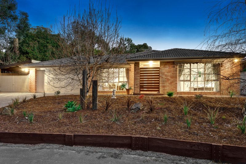 252 Cambridge Road, Kilsyth, VIC 3137 House for Sale