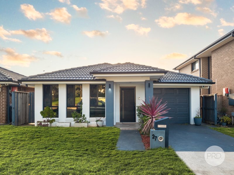 27 Baw Baw Ave MINTO NSW 2566