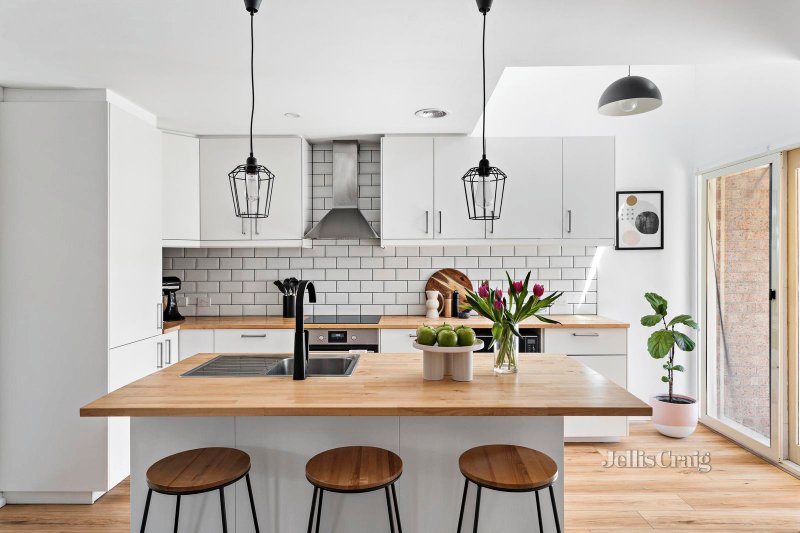 2/75 Airlie Road, Montmorency, VIC 3094 Unit for Sale