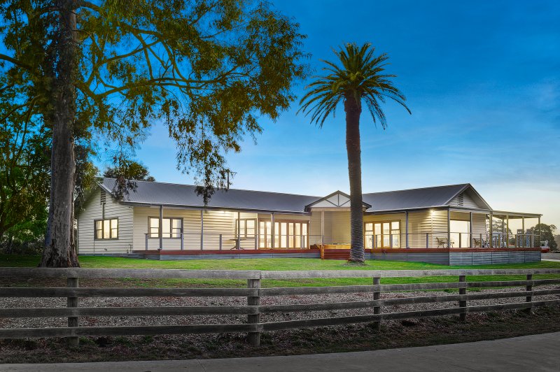 279a Yarra Road, Wonga Park, VIC, 3115 RT Edgar