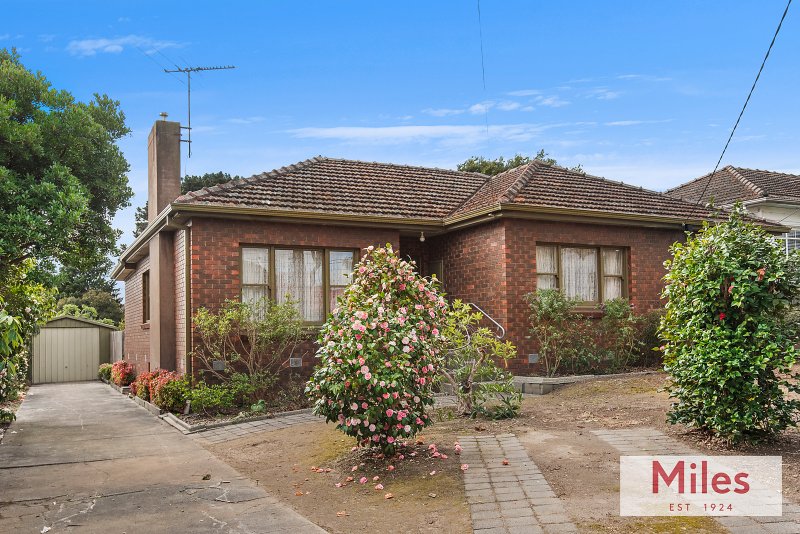 28 Millicent Street, Rosanna 4 bed, 2 bath House for Sale