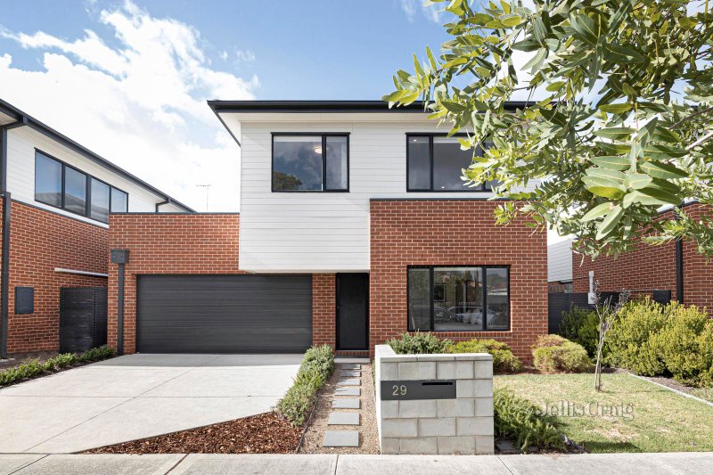 29 Westminster Drive, Avondale Heights, VIC 3034 House for Sale