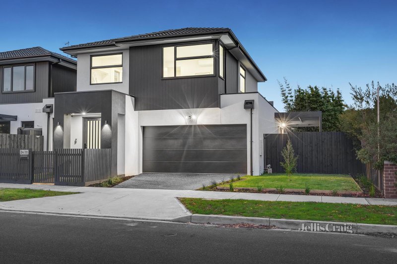 2a Begg Street, Bentleigh East, VIC 3165 Townhouse for Sale