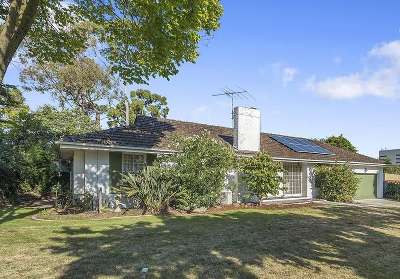 3 Pinewood Drive Wantirna South - Image1
