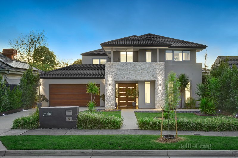 30 Crest Grove