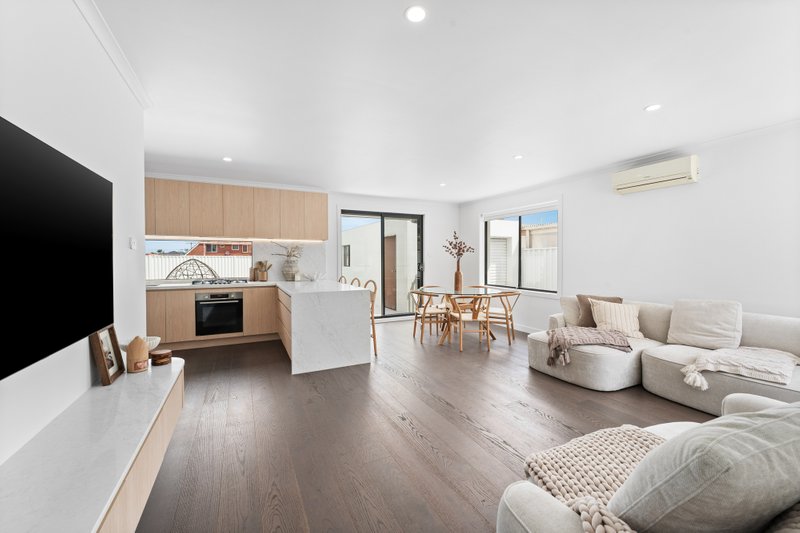 Photo: 30 Kallay Street