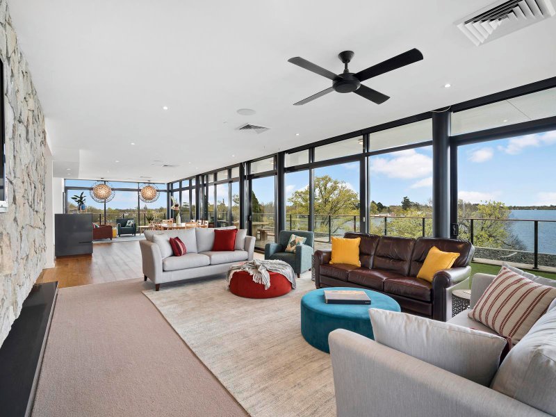 18-22 Wendouree Parade