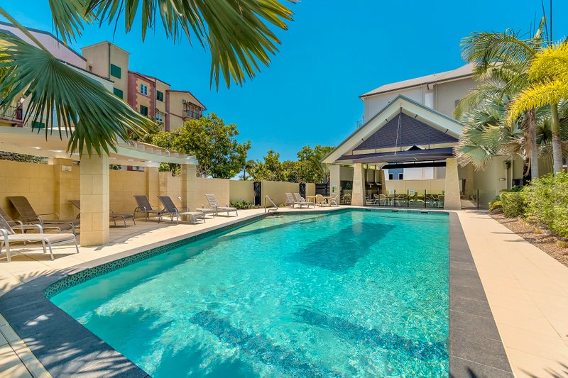 CARRARA property image