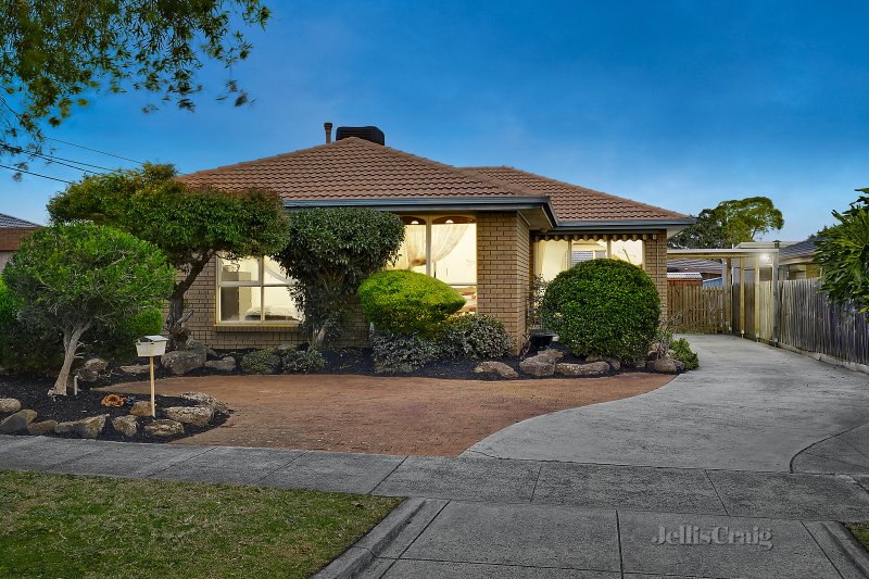 31 Bushland Avenue, Clarinda, VIC 3169 House for Sale