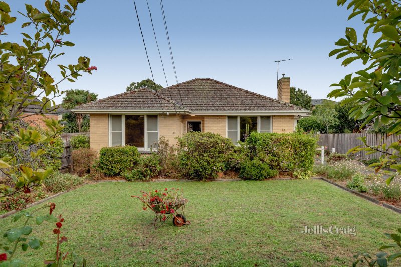 31 Watsons Road, Glen Waverley, VIC 3150 House for Sale