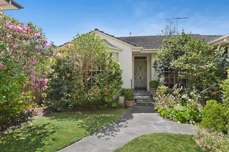 3/19 Mont Albert Road, Canterbury, VIC 3126 House for Sale